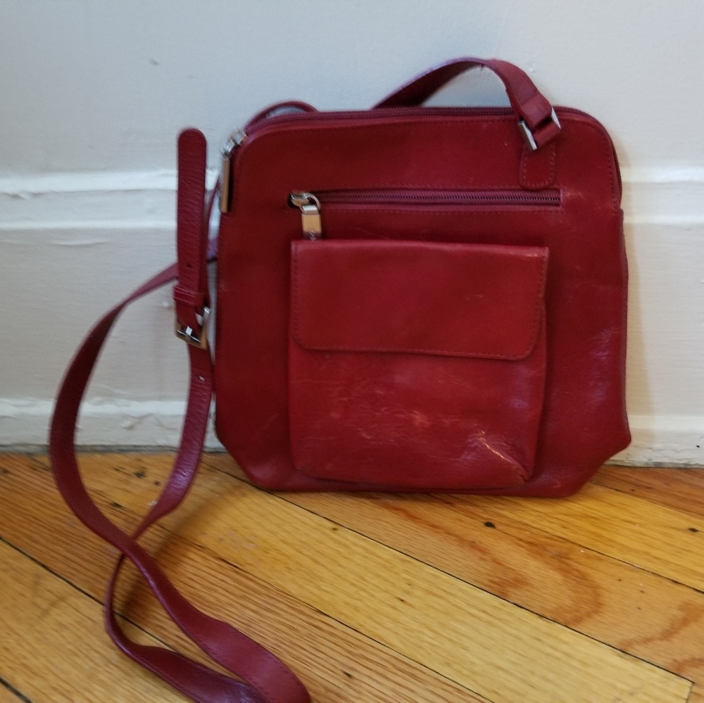 Leather purse crossover